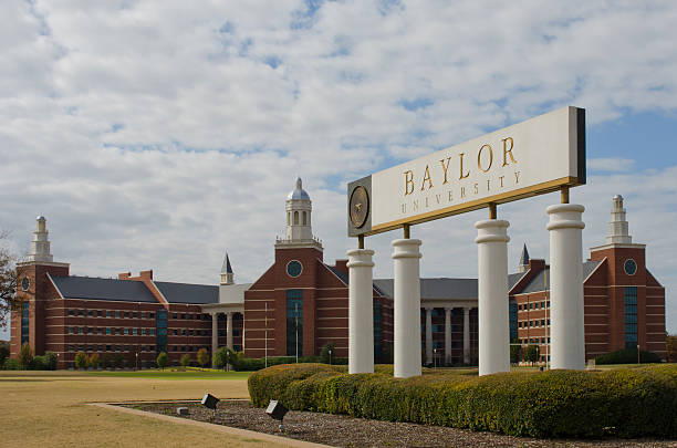 Baylor University, Kappa Tau